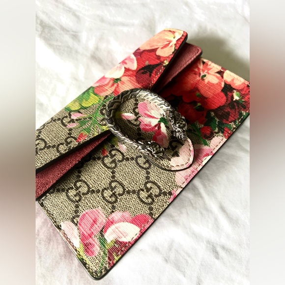 Authentic GG Supreme Monogram Blooms Super Mini Dionysus Bag  Multicolor - Picture 7 of 9